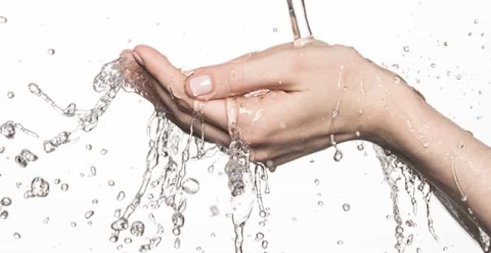 Часто мойте руки с мылом: важность процедуры